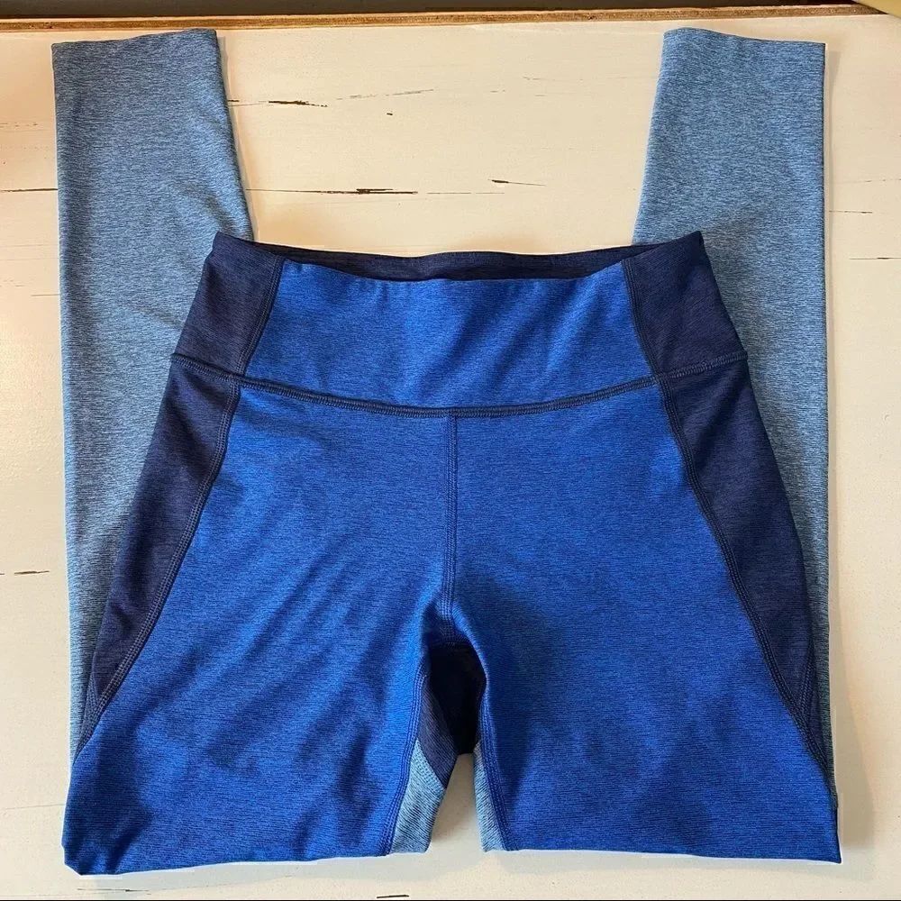 Outdoor Voices 7/8 Tri-Tone Warmup Legging